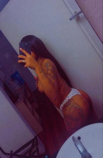 Jazzy, 26  female escort, Fargo