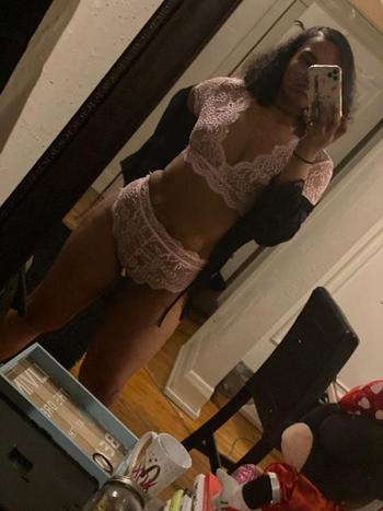 Mya, 21  female escort, Fargo